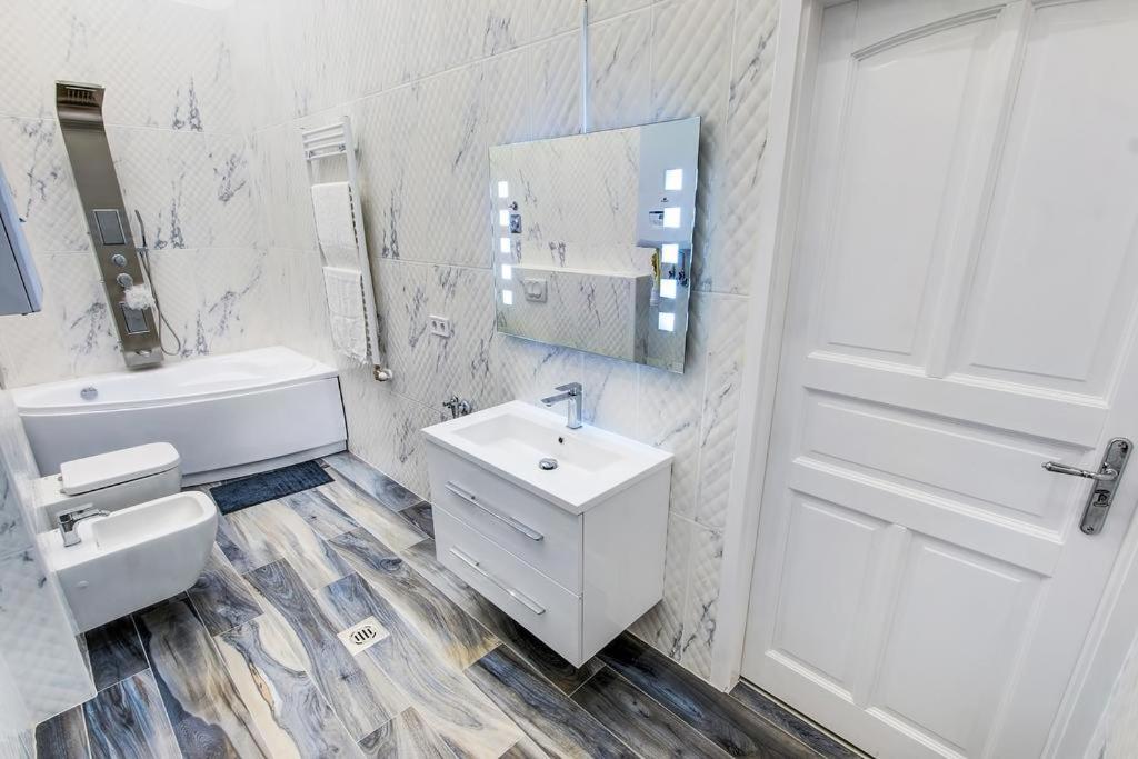 Royale Apartment Будапеща Екстериор снимка