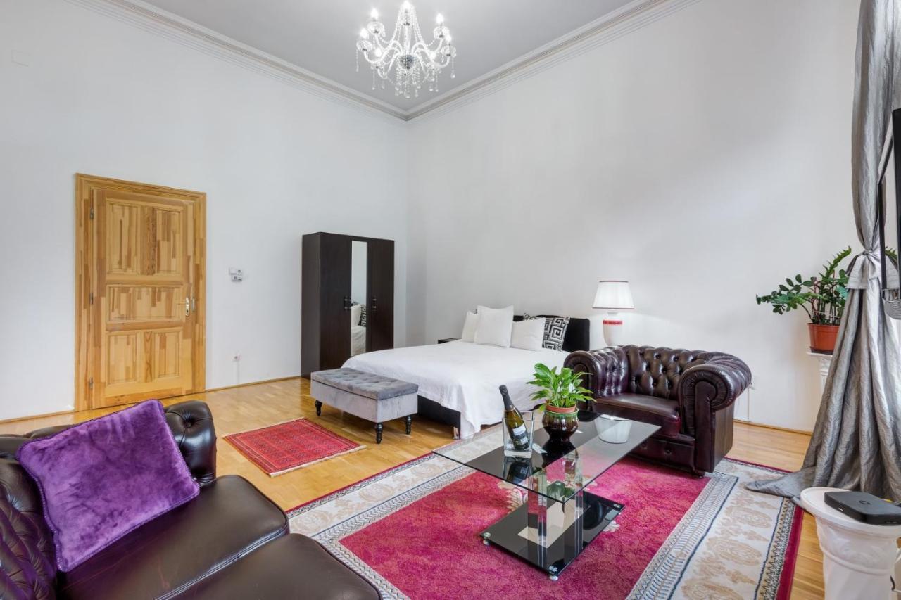Royale Apartment Будапеща Екстериор снимка